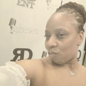 Meet your Posher, Tracy